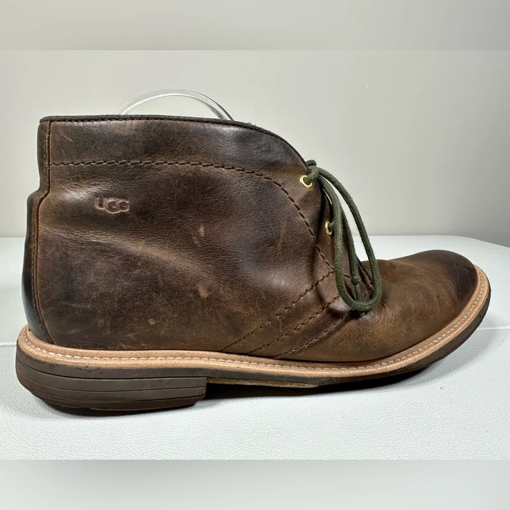 UGG Australia Dagmann Leather Chukka Boots